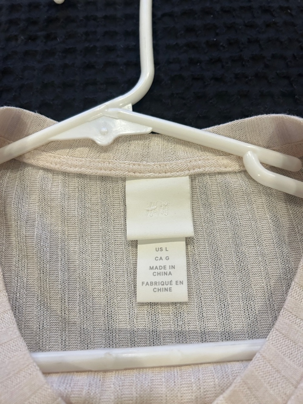 H&M Cream Ribbed Short Sleeve Top - Picture 2 of 3